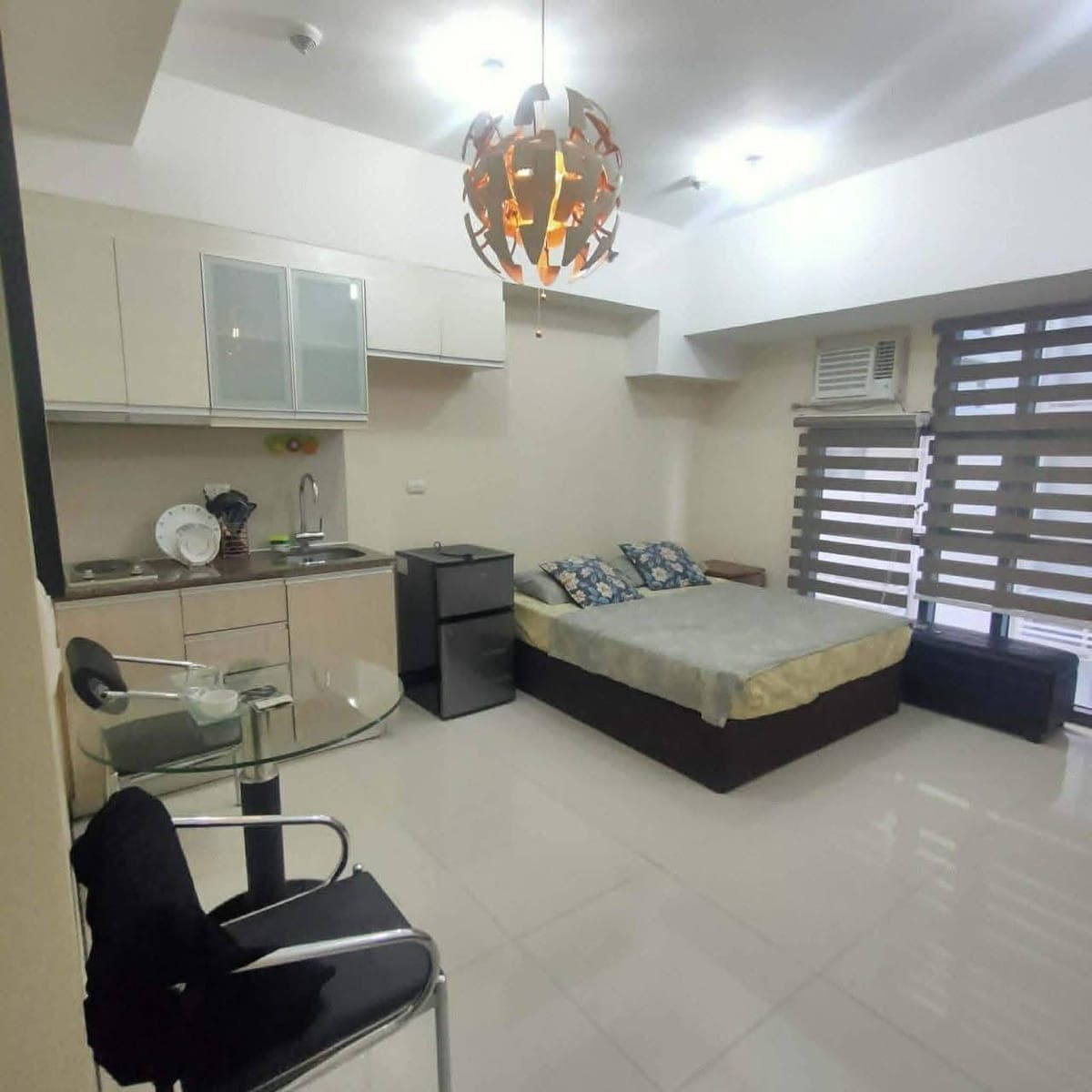 𝐅𝐎𝐑 𝐑𝐄𝐍𝐓 Studio Type Condo in Viceroy Residences - photo 1