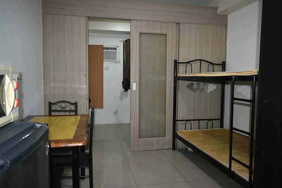 UPDATED!!!!!!! (BED-SPACE) - photo 1