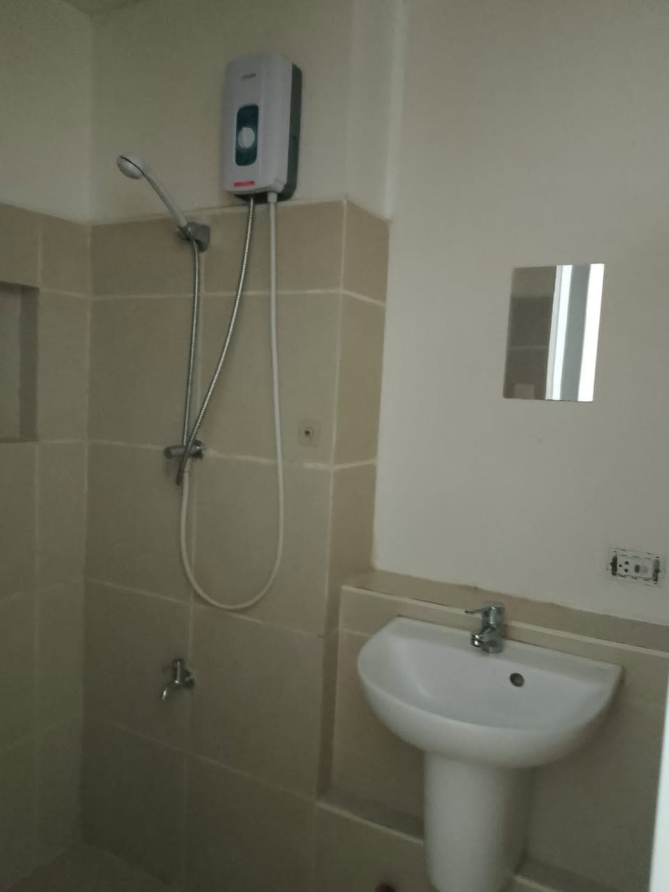 FOR LEASE: Studio Condo – Studio Zen Taft Avenue - photo 4