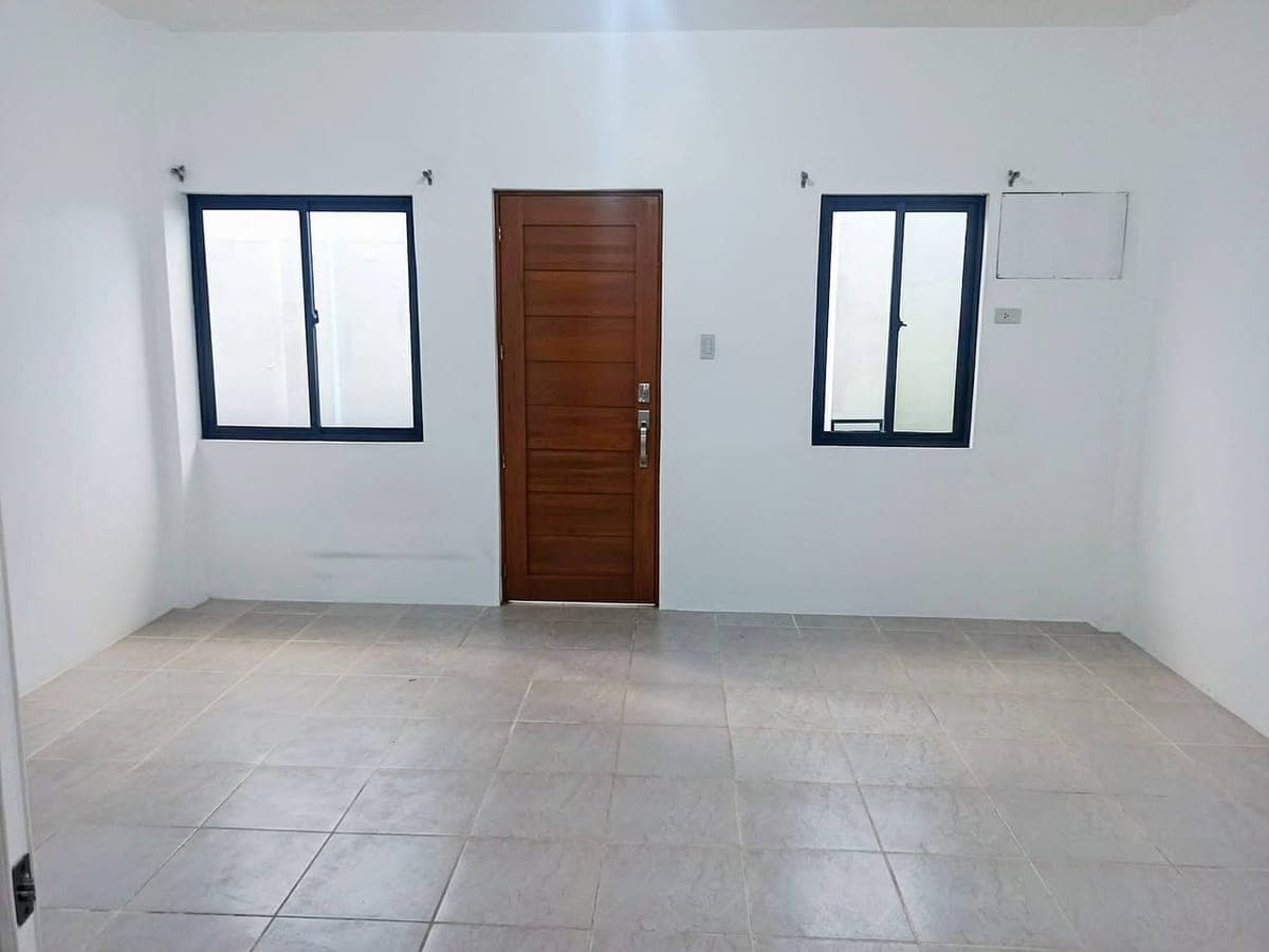 Studio Type (no bedroom) Apartment in Tejeron area for rent...available for move in June, 2026 - photo 2