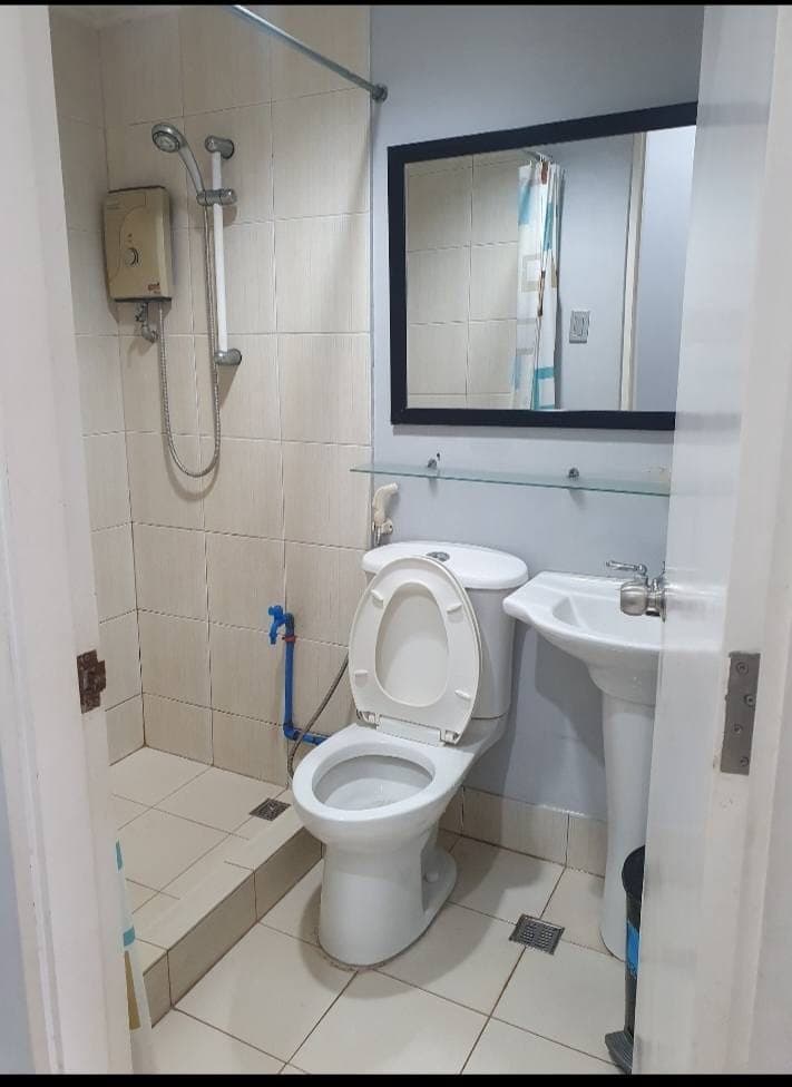For Rent: Condo Studio Type near BGC/ Makati - photo 5