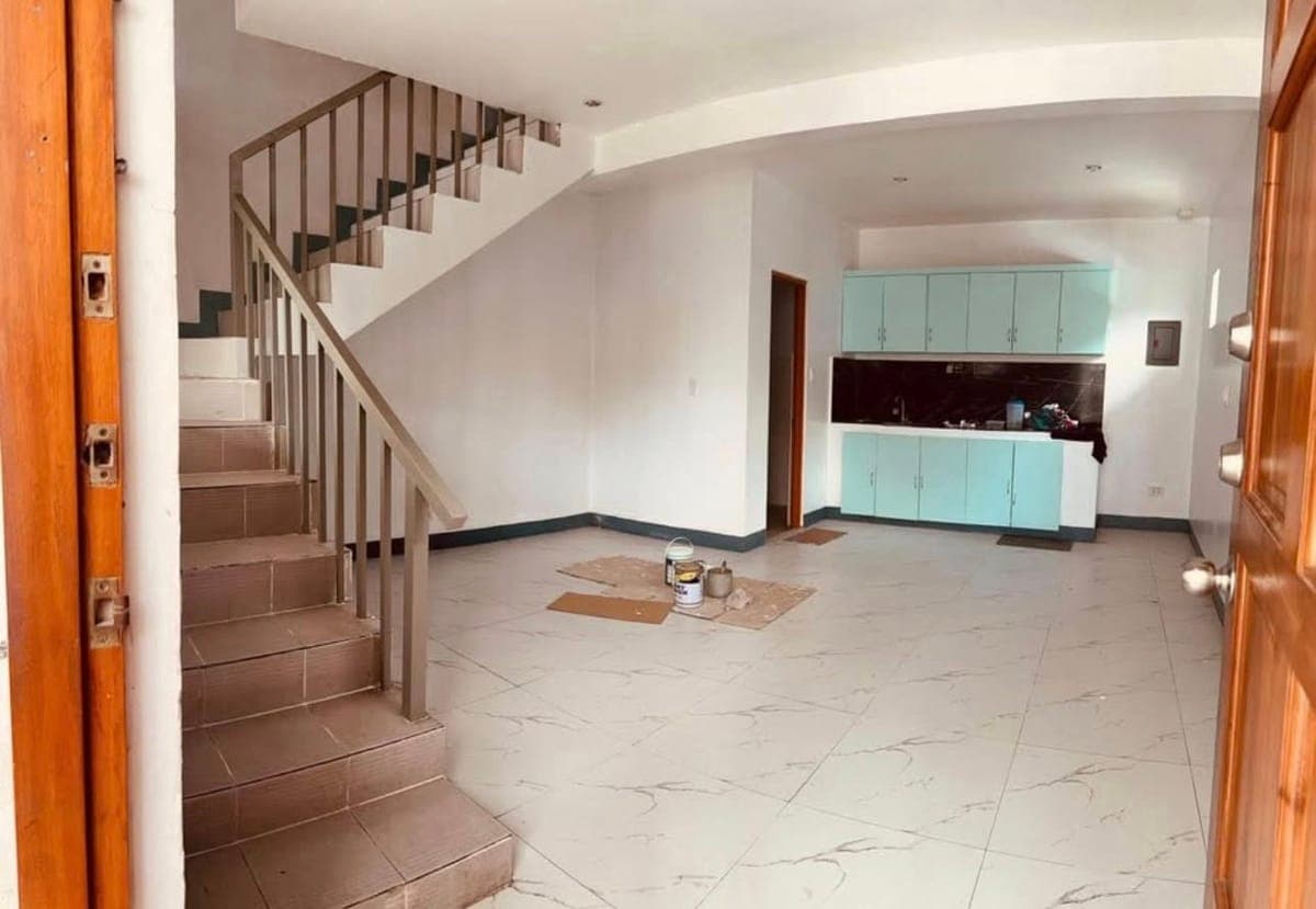 House for rent - photo 2