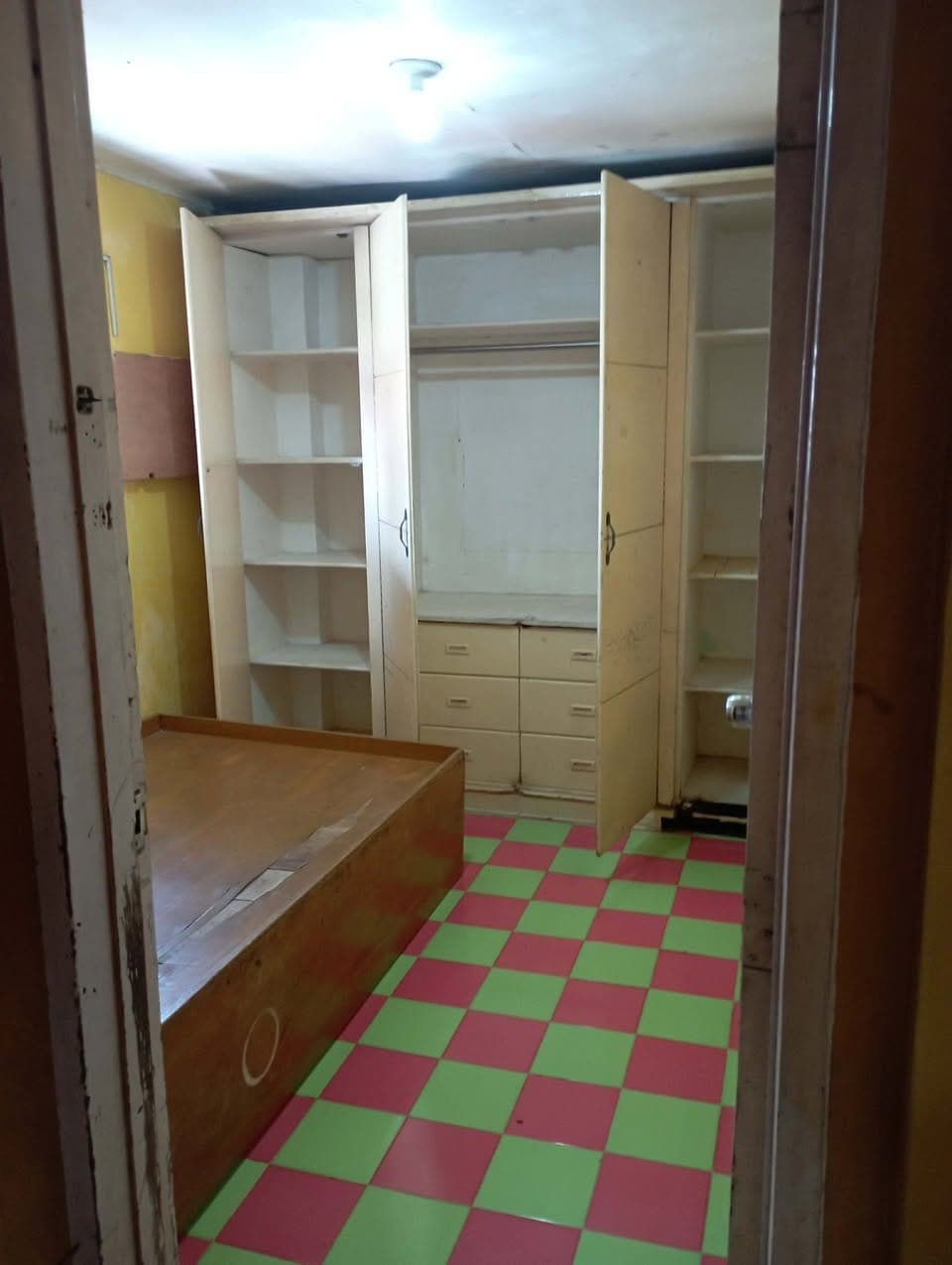 Room For Rent - photo 2