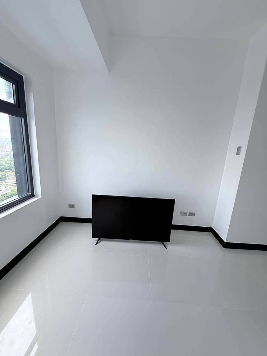 ✨ FOR LEASE | Semi-Furnished Studio Unit at CHIMES GREENHILLS ✨ - photo 5