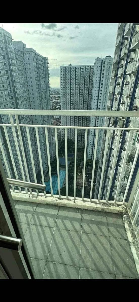 FOR RENT: Condo 1-Bedroom with Balcony | Furnished - photo 4
