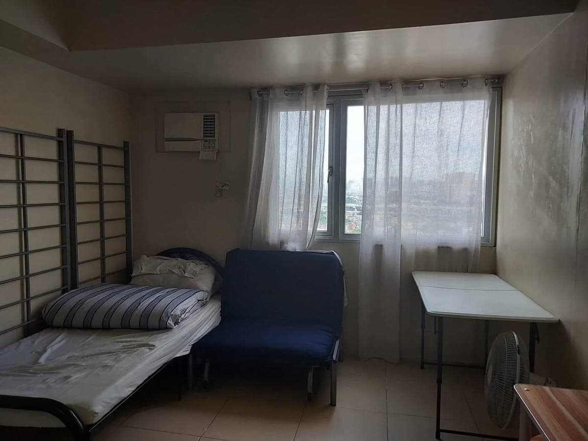Condo unit for rent - photo 1