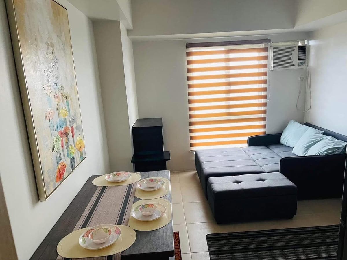 FOR RENT: ₱17,000/month. | Inclusive Association dues - photo 1