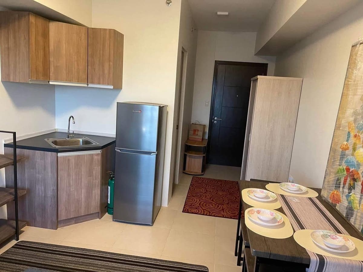 FOR RENT: ₱17,000/month. | Inclusive Association dues - photo 3