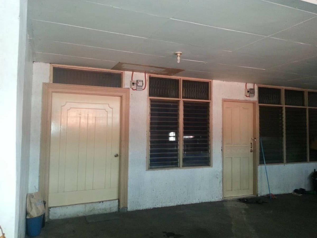 FOR RENT PASAY upto 50pax for 100k Staff house, storage, commissary, training center, stockroom, off... - photo 5