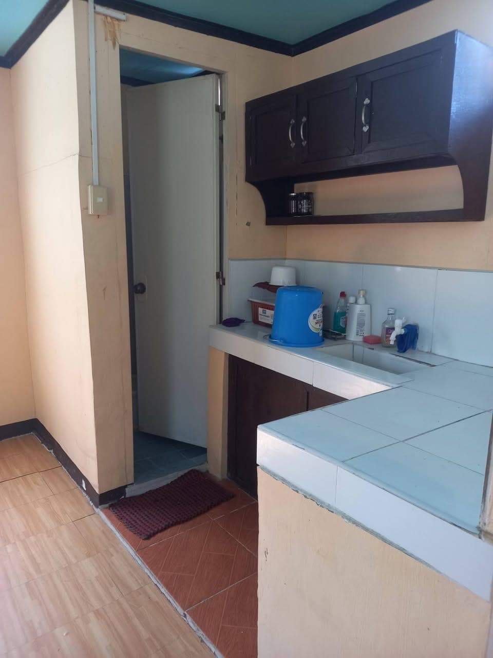 Apartment-studio type for rent (makati) - photo 1