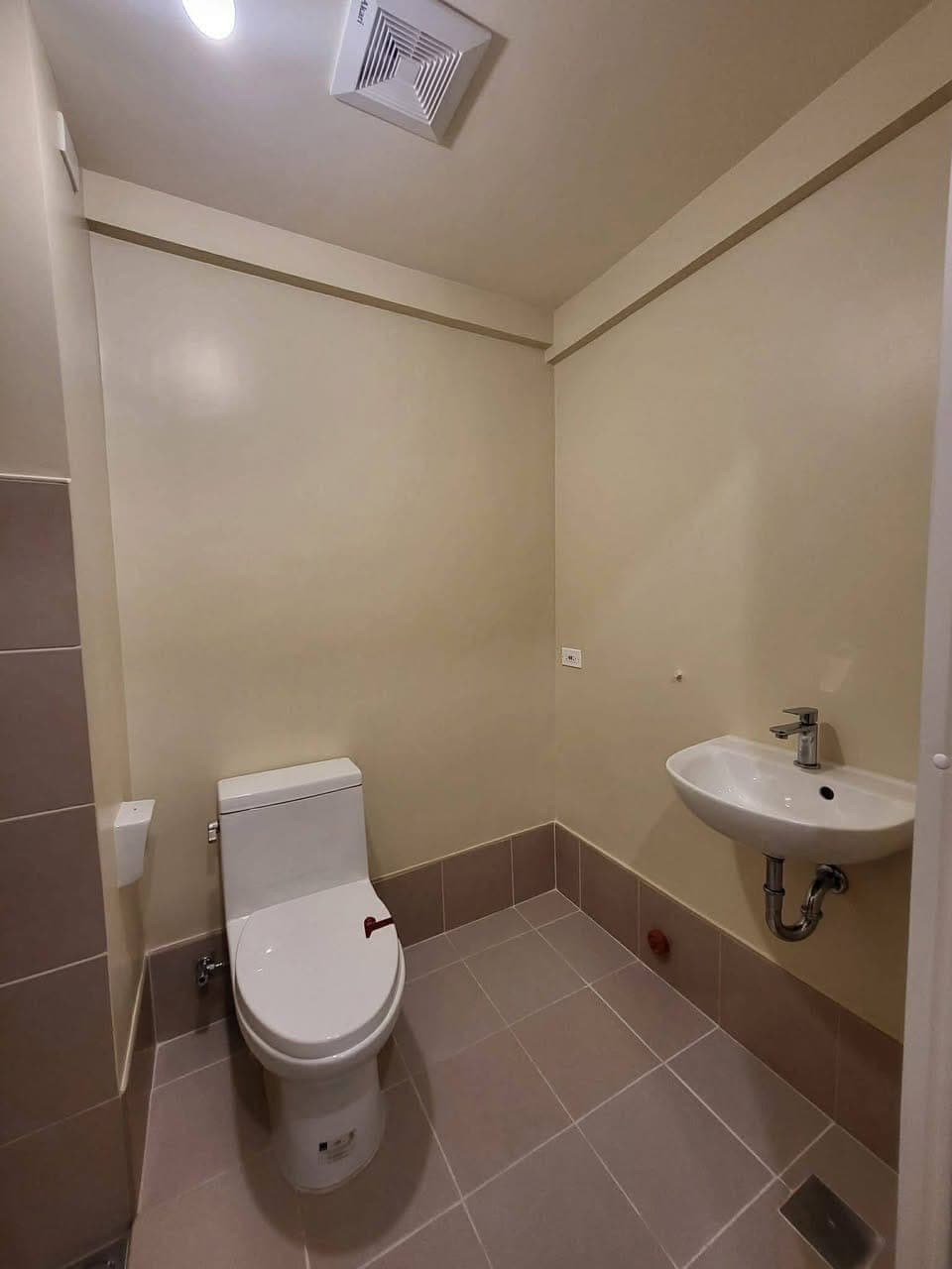 RENT NOW — ₱15,000/month - photo 4