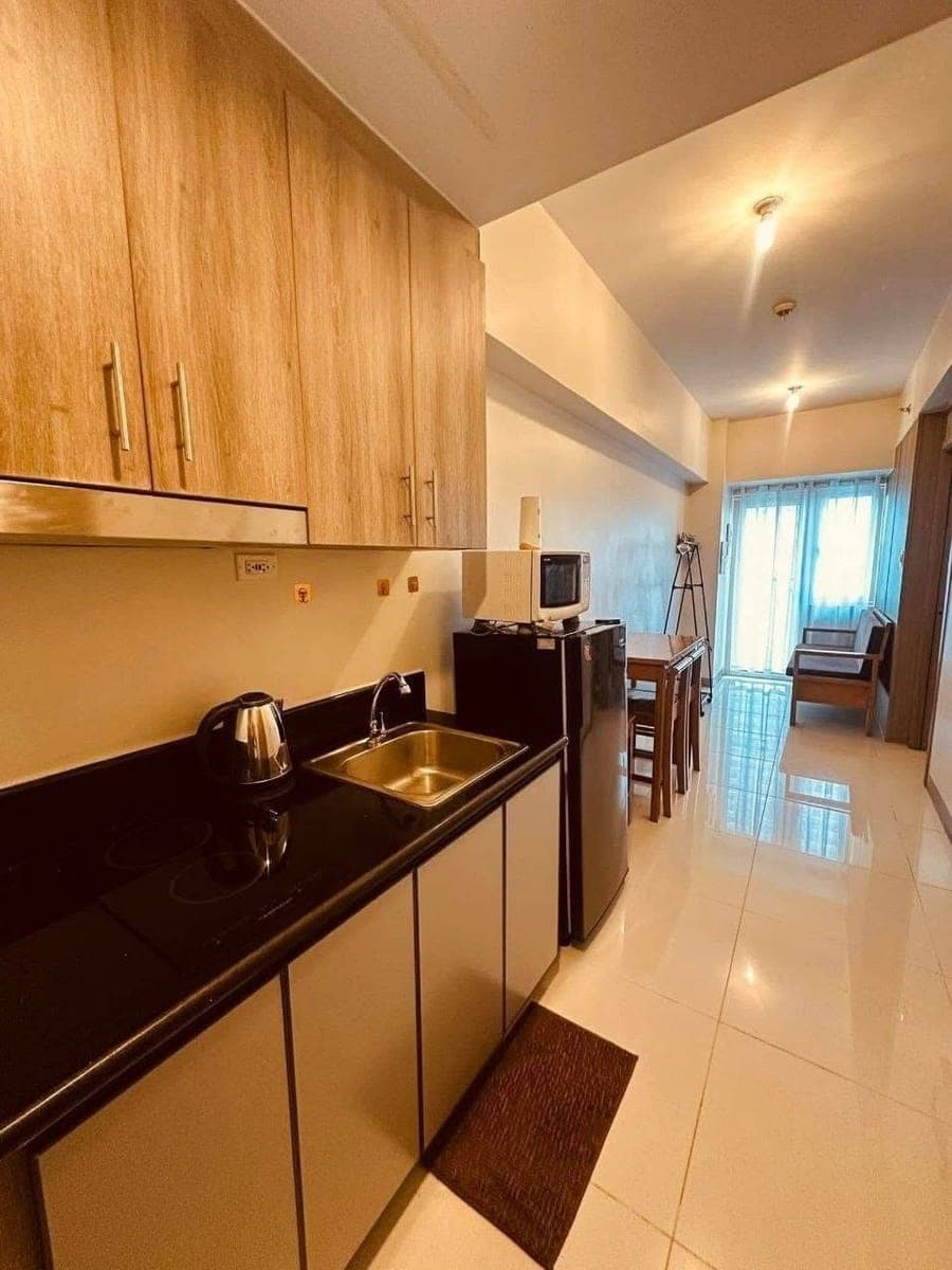 𝐅𝐎𝐑 𝐑𝐄𝐍𝐓 One Bedroom with Balcony Condo Unit at SMDC Coast Residences - photo 5