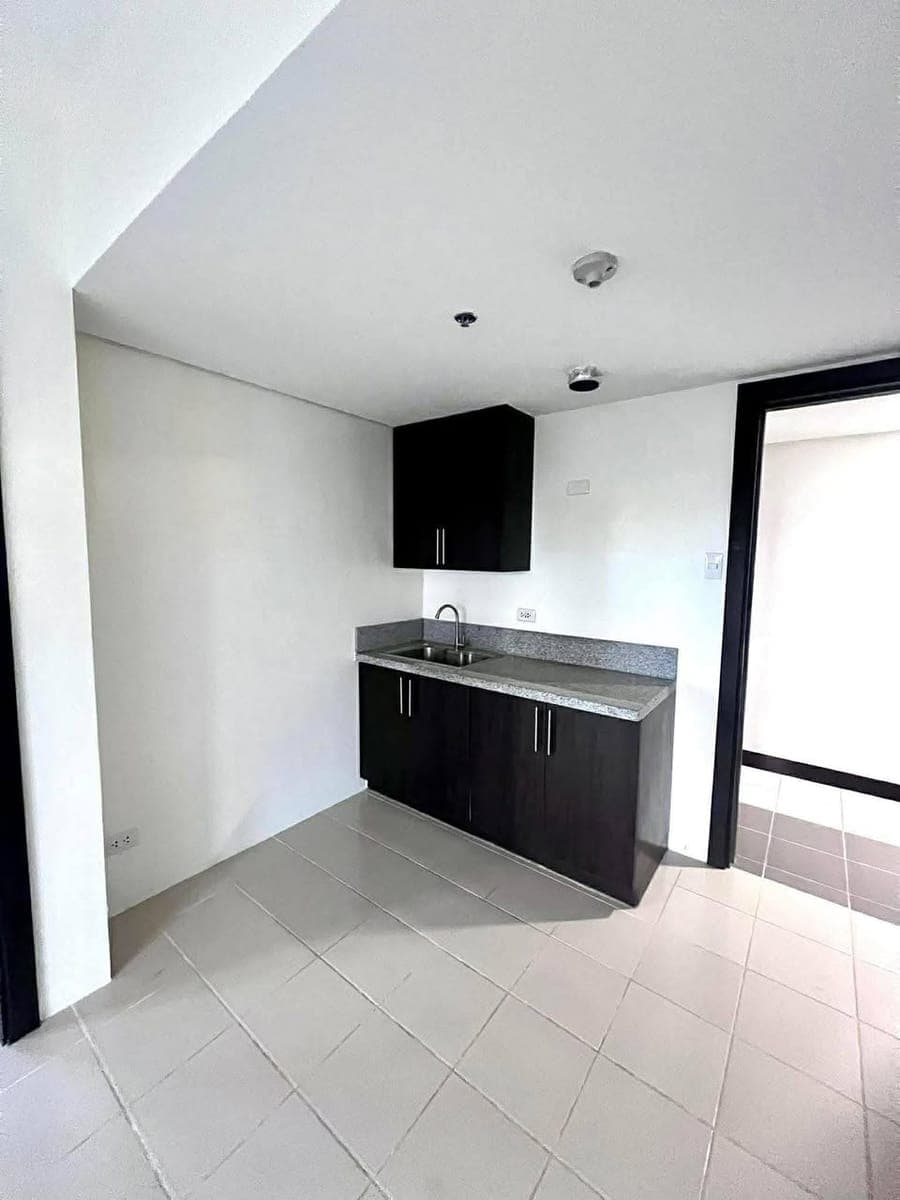 🏢FOR RENT: 2 Bedroom Unit🏢 - photo 1