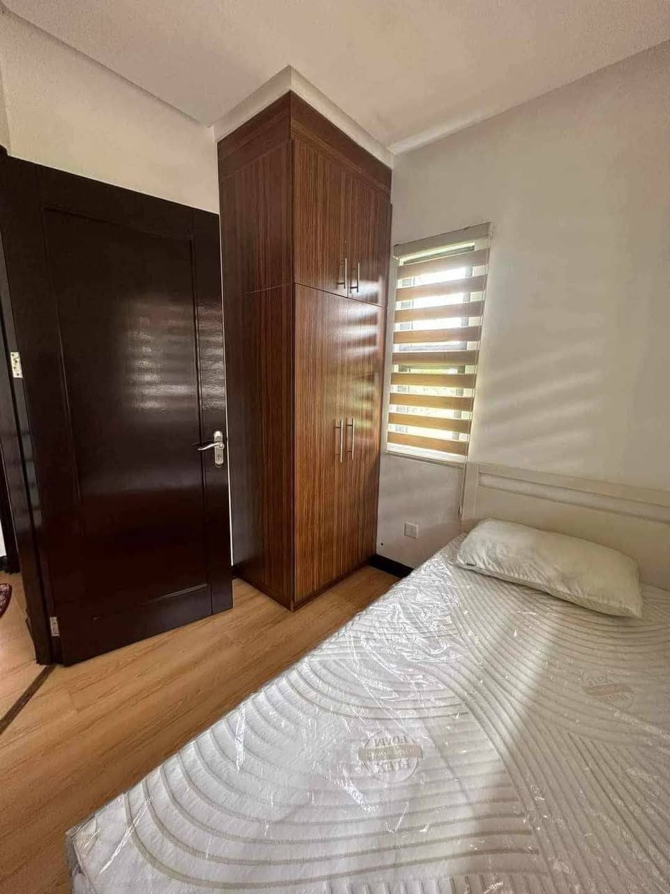 🔥TWIN PALMS RESIDENCES FULLY FURNISHED 2-STOREY HOUSE FOR Rent or for sale 🔥𝙈𝙖𝙖 𝘿𝙖𝙫𝙖𝙤 𝘾𝙞... - photo 4