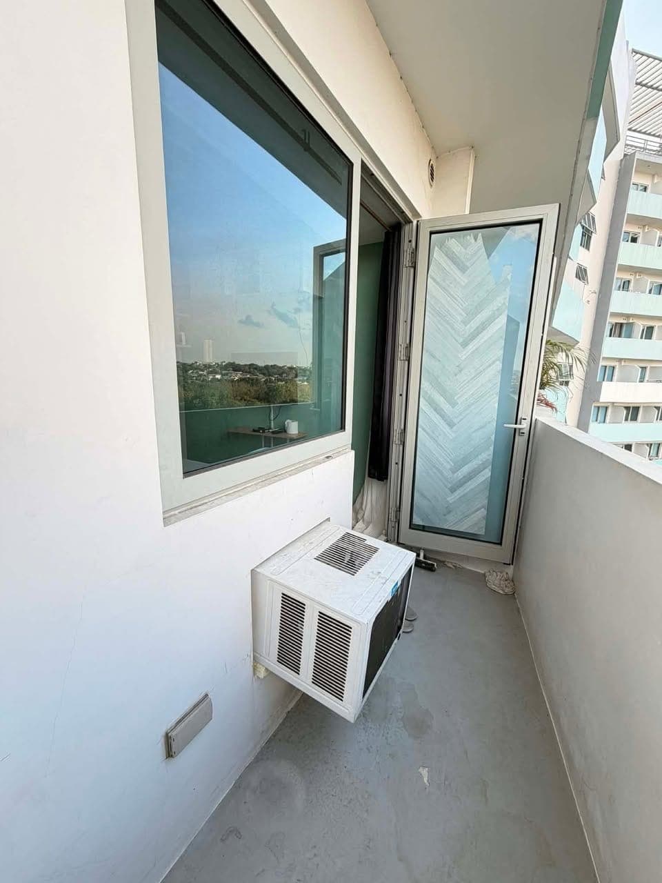 FOR RENT: ₱15,000/month. | Inclusive association dues - photo 3