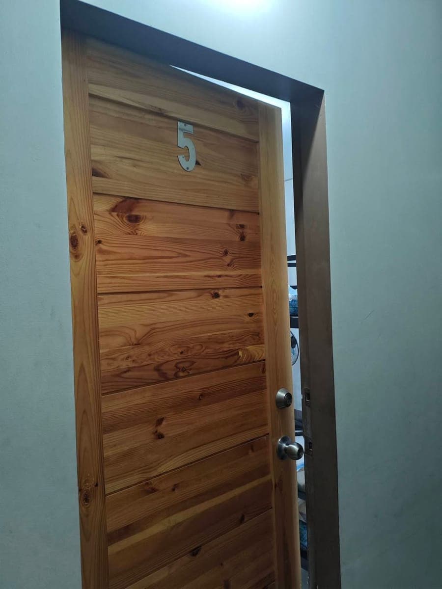 ROOM FOR RENT - photo 1
