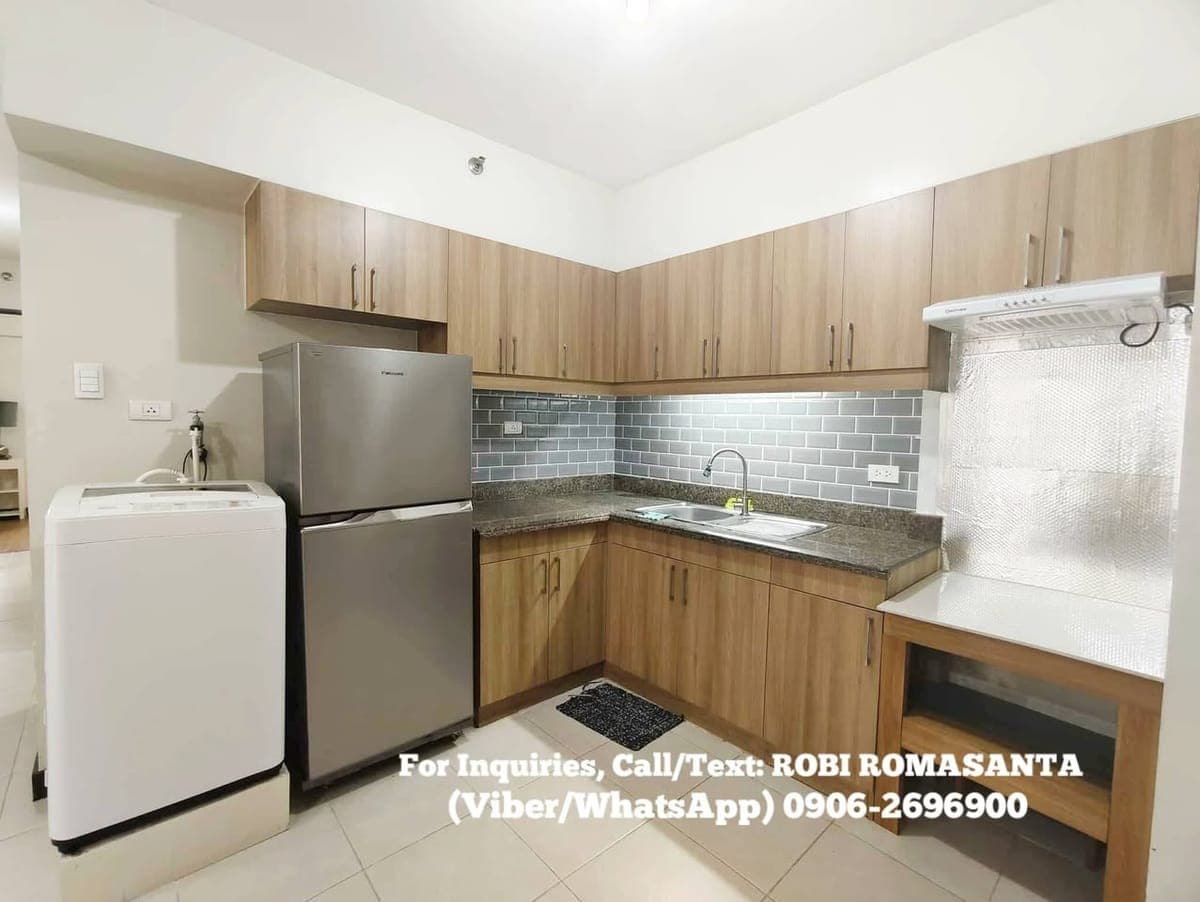 FOR RENT: 3BR CONDO - photo 2
