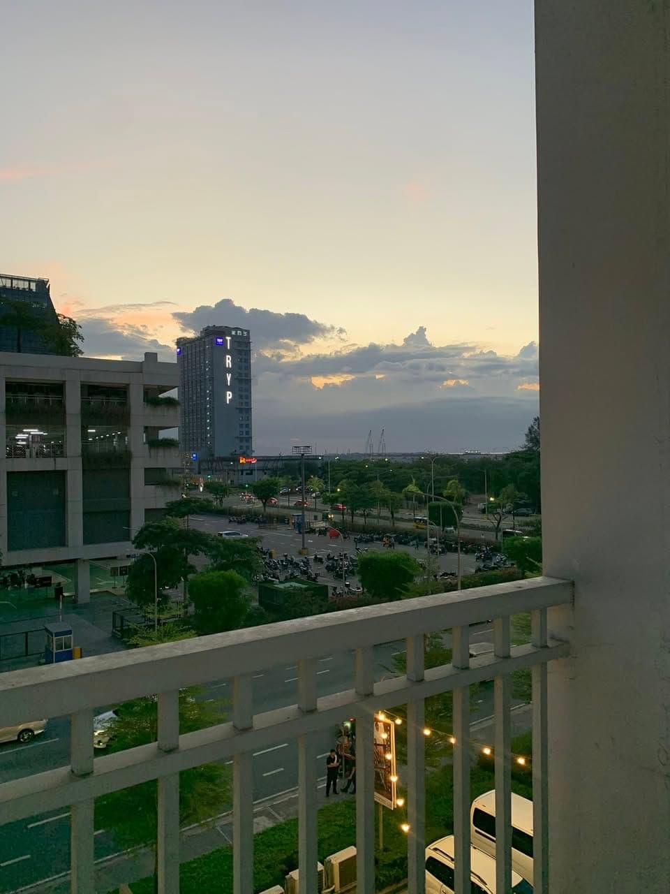 UPDATED!!!!!!! (CONDO SHARING) - photo 1