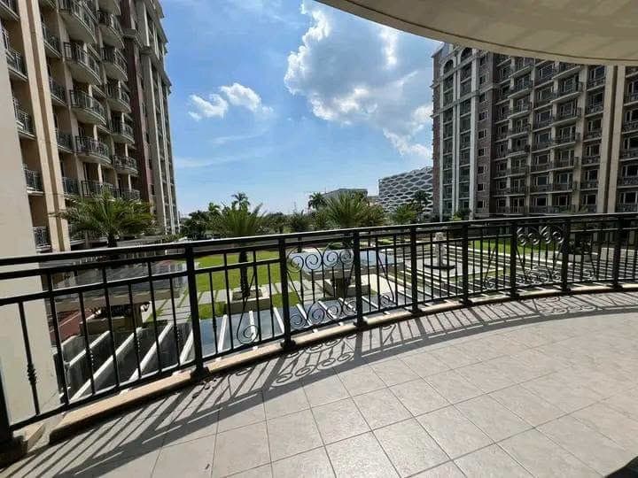 ₱50K MONTHLY‼️ | SPACIOUS 3BR UNIT WITH BALCONY IN MONARCH PARKSUITES - photo 1