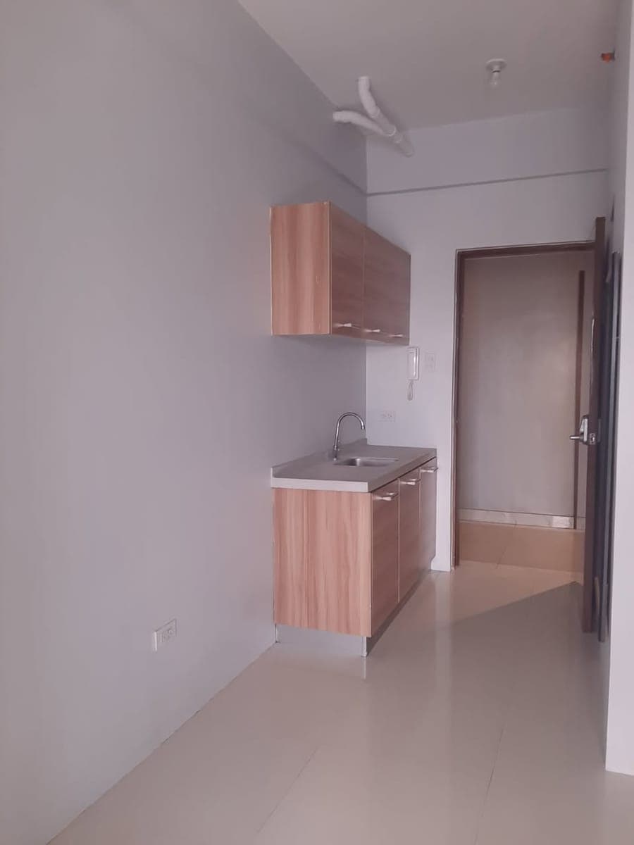 🏢 CONDO FOR RENT NEAR UST - photo 2
