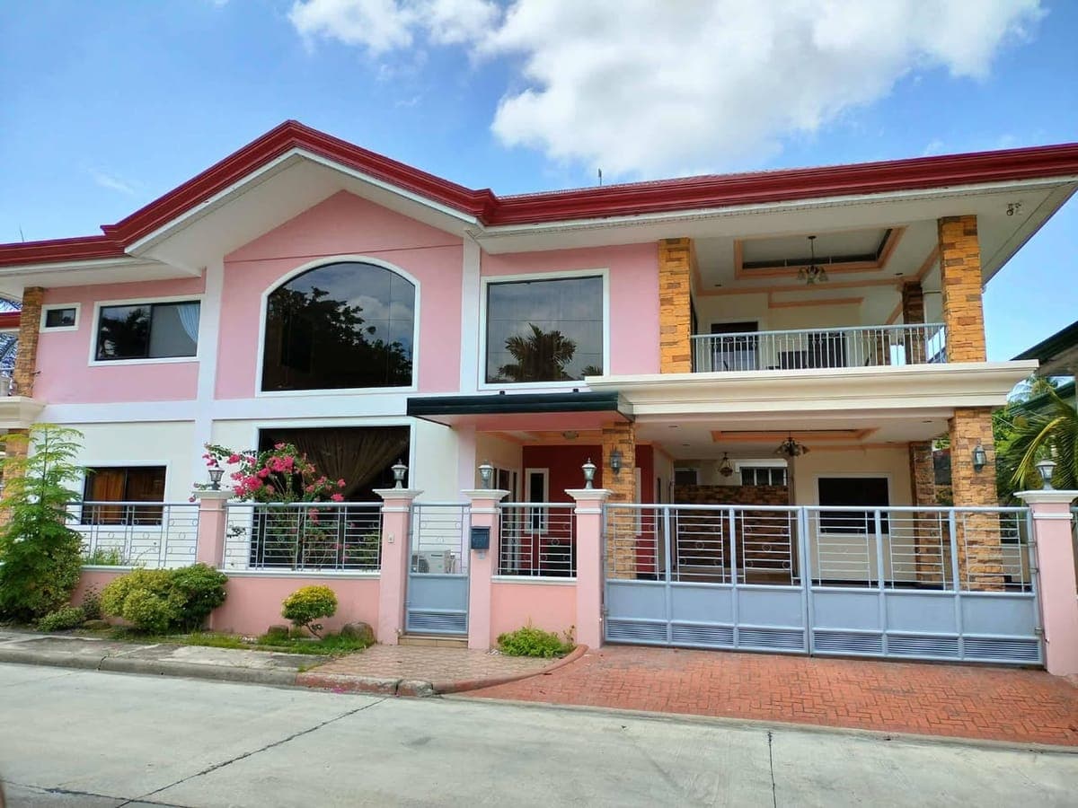 LADISLAWA DAVAO 6BR HOUSE FOR RENT‼️ - photo 1