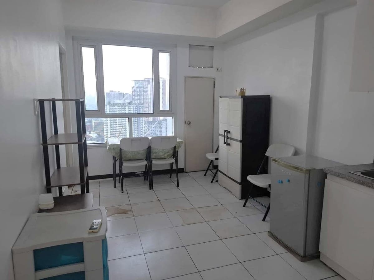 Semi Furnished 2 Bedroom Condo Unit For Rent - Unit 2820 & Unit 2821 Tower 4 at Mezza Residences - photo 2