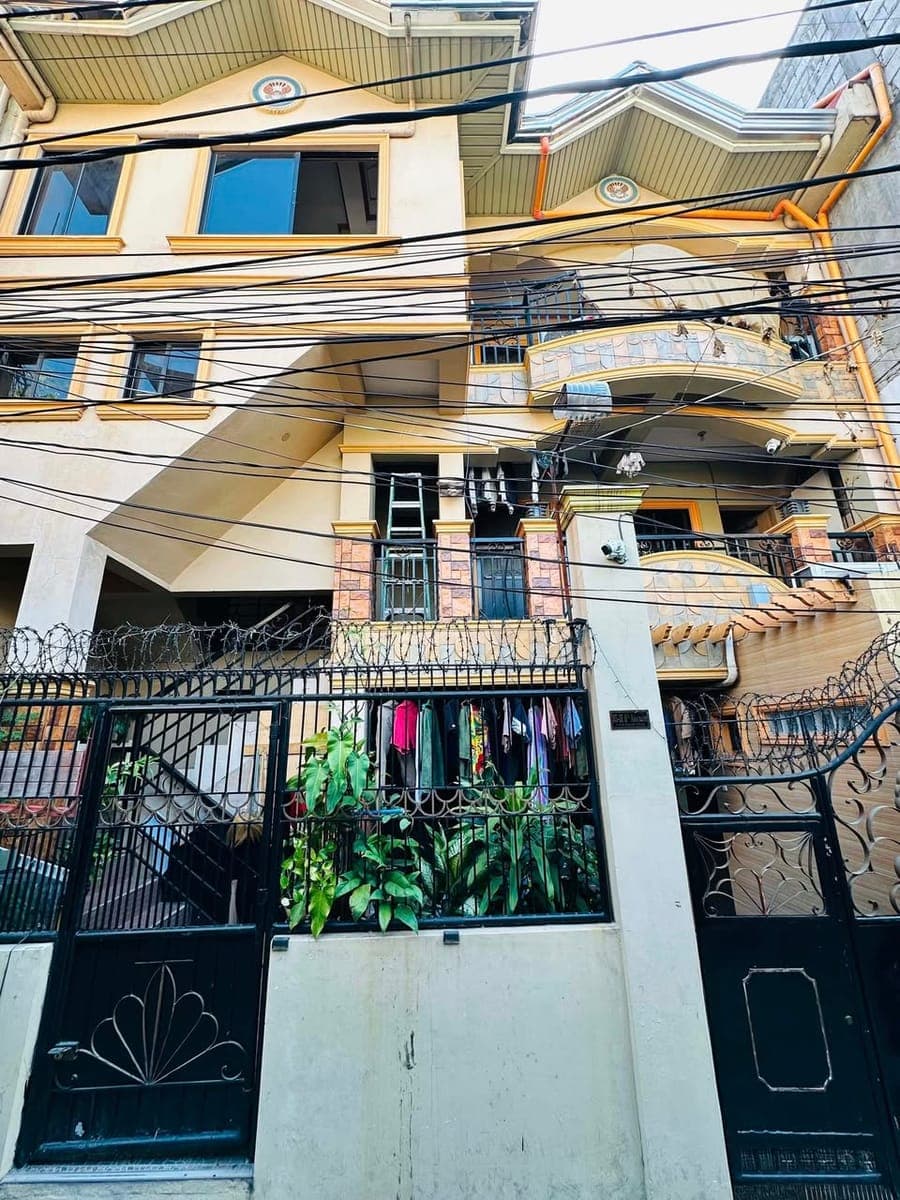 ROOM FOR RENT (STUDIO  TYPE)✨ 🏡 - photo 1