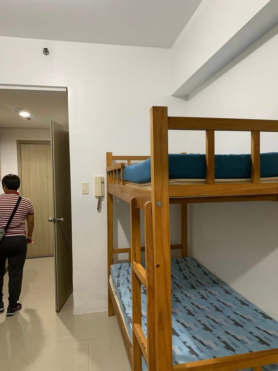 UPDATED!!!!!!! (CONDO SHARING) - photo 1