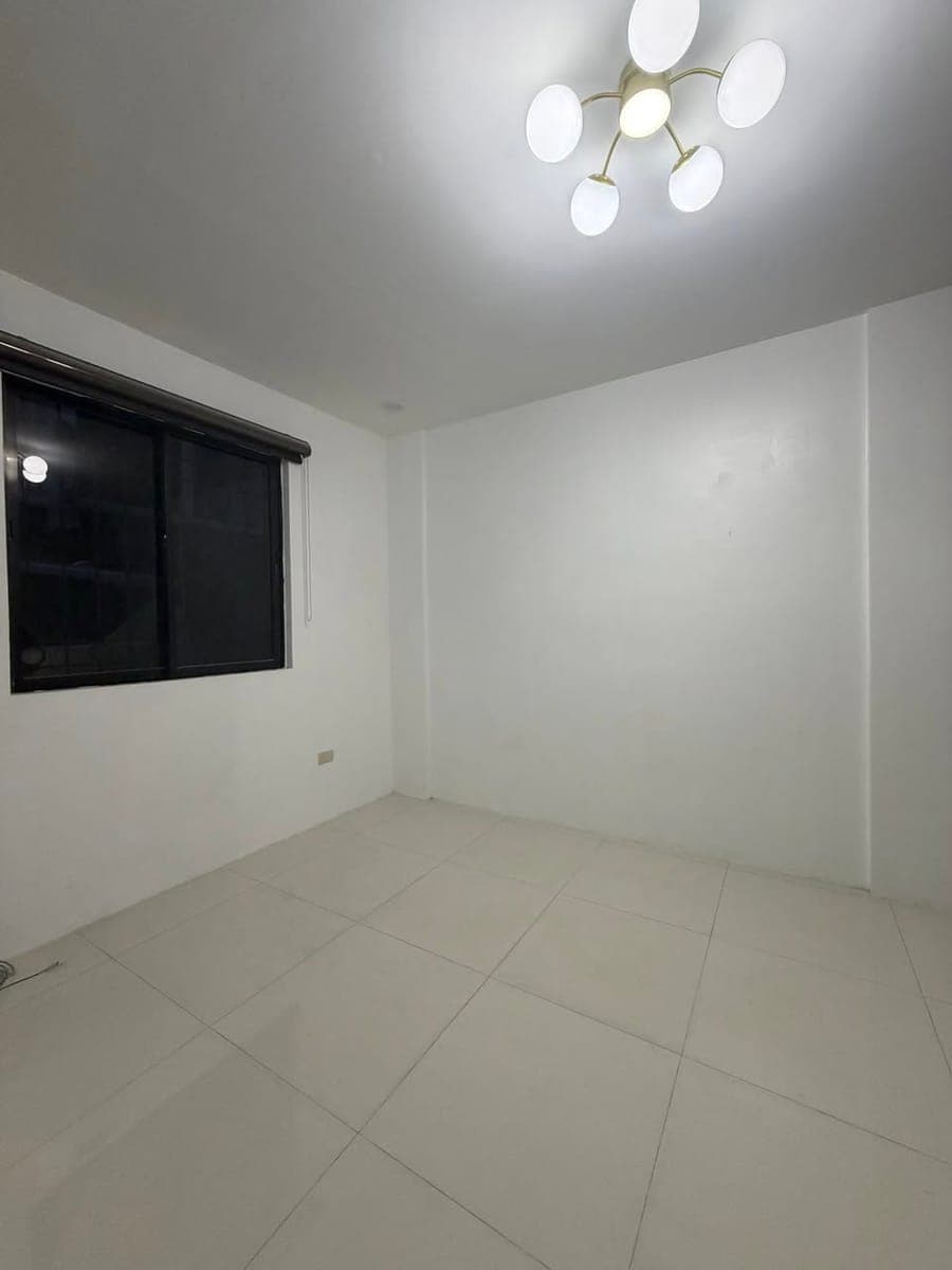 Available For Lease - Approx 60 sq meters per floor - photo 2