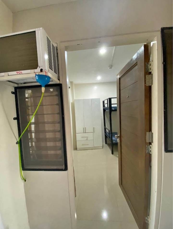 STUDIOTYOE ROOM FOR RENT - photo 1