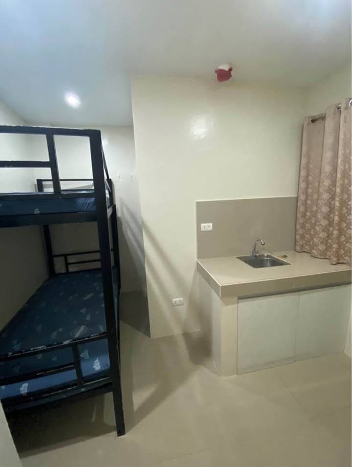 STUDIOTYOE ROOM FOR RENT - photo 3