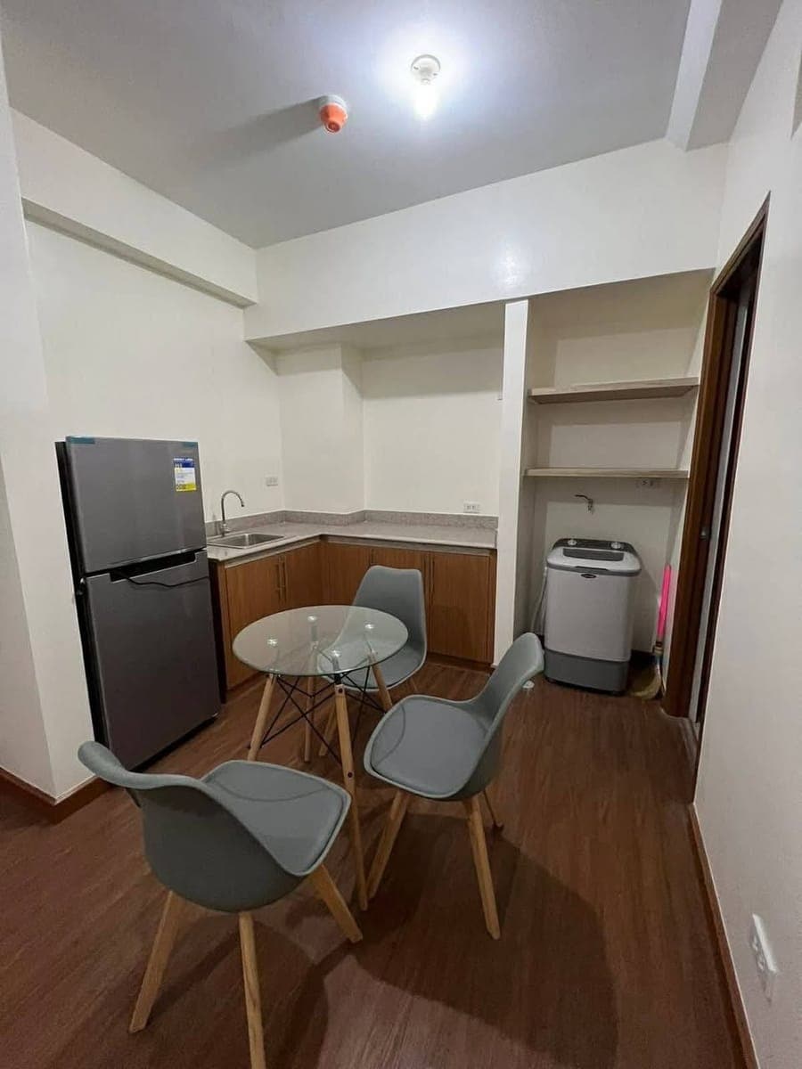 FOR RENT - Furnished 39sqm 2BR with Balcony - photo 3