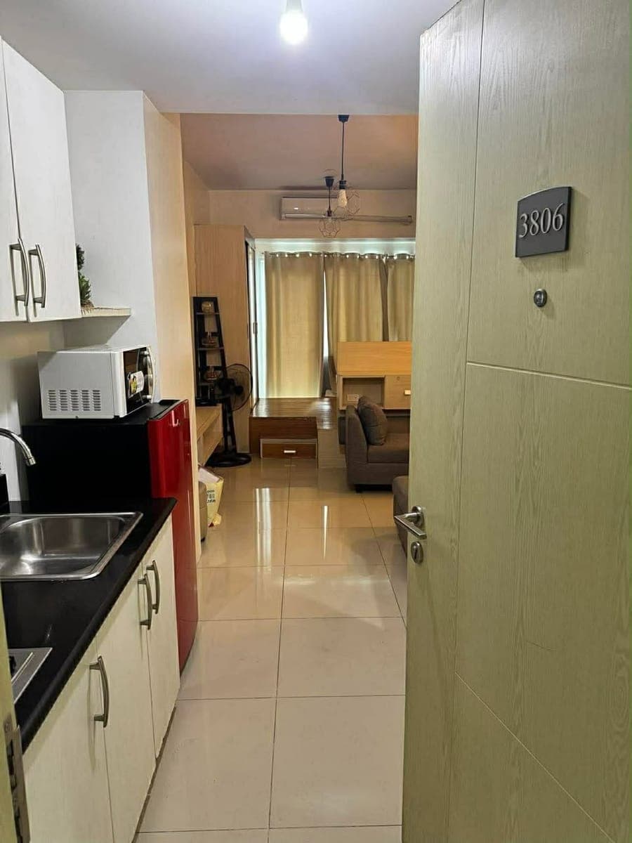🔑 For Rent – Jazz Residences  🌇 Makati City - photo 1