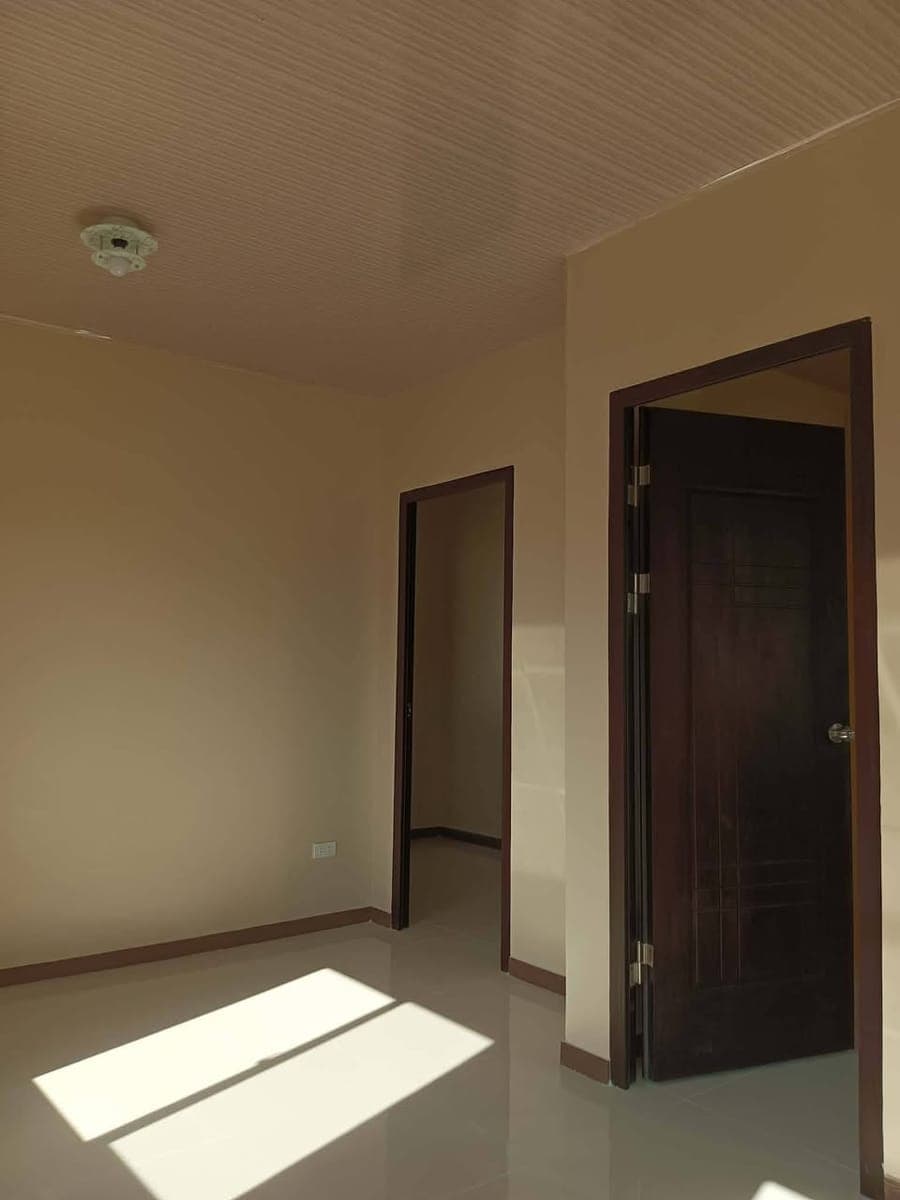 📍For Rent:  Looking for a comfortable and convenient place to call home? This charming house is per... - photo 3