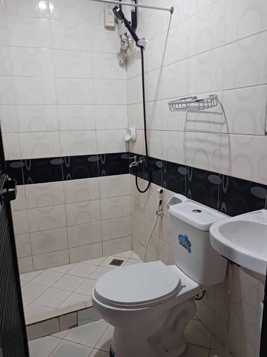 🏘 Semi Furnished Studio Type Units. - photo 3