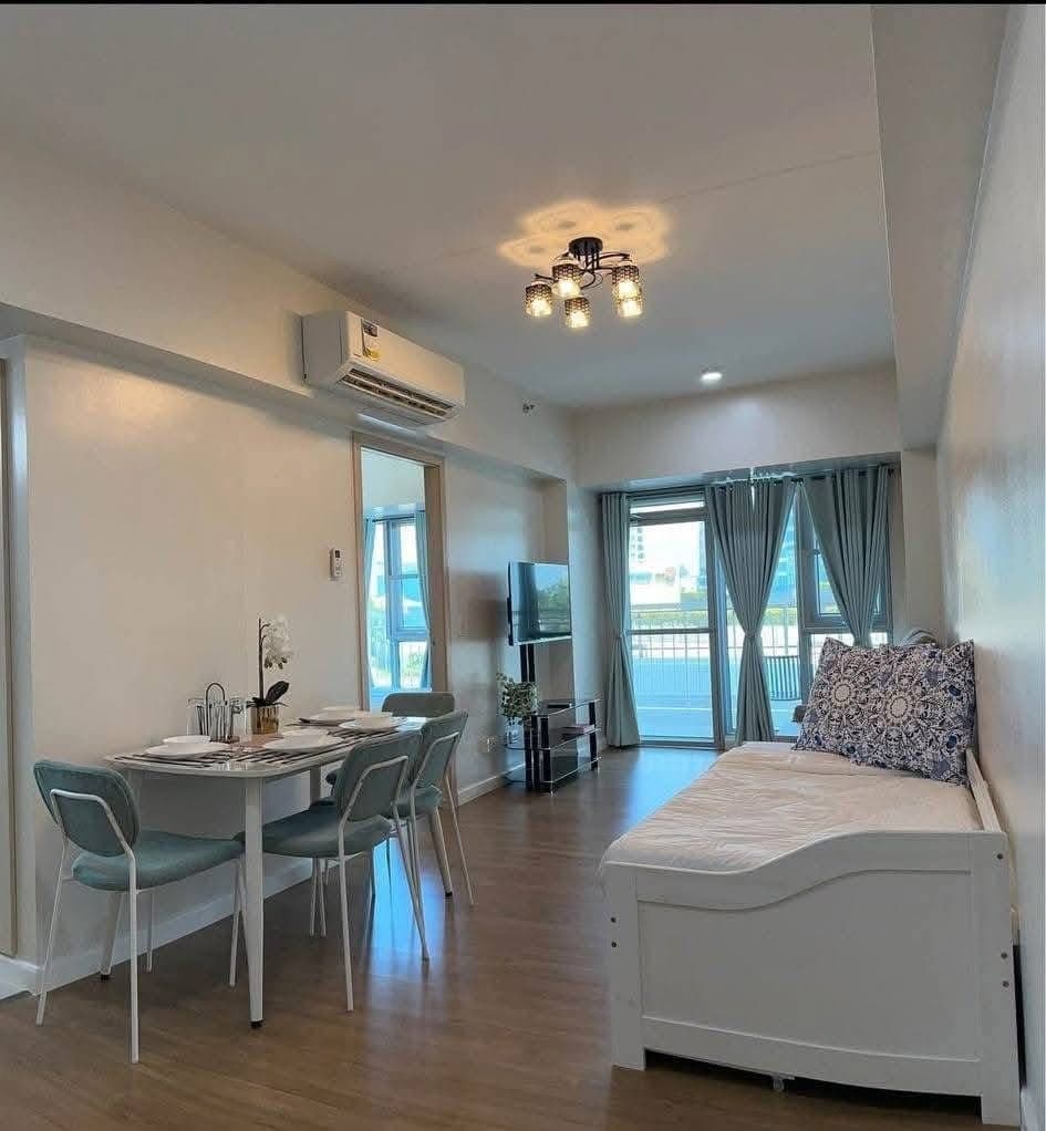 CONDO FOR RENT / SALE – DOWNTOWN DAVAO CITY - photo 1