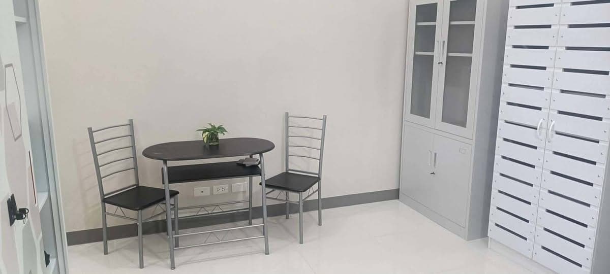 FOR RENT: SUNTRUST SOLANA - STUDIO UNIT - photo 5