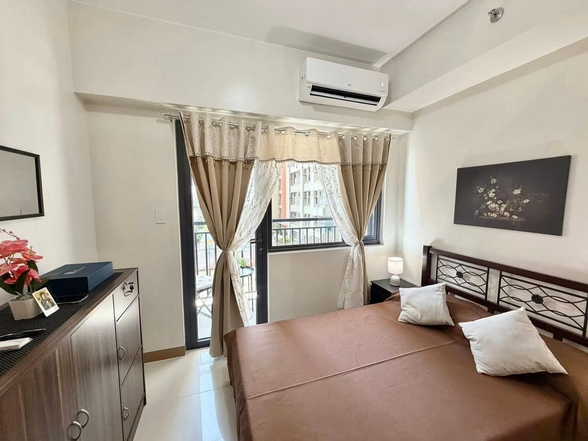 FOR RENT - Red Residences - photo 1