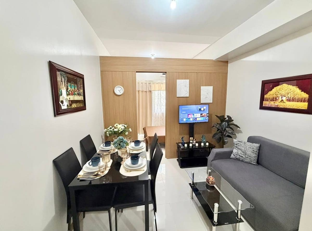 FOR RENT - Red Residences - photo 2