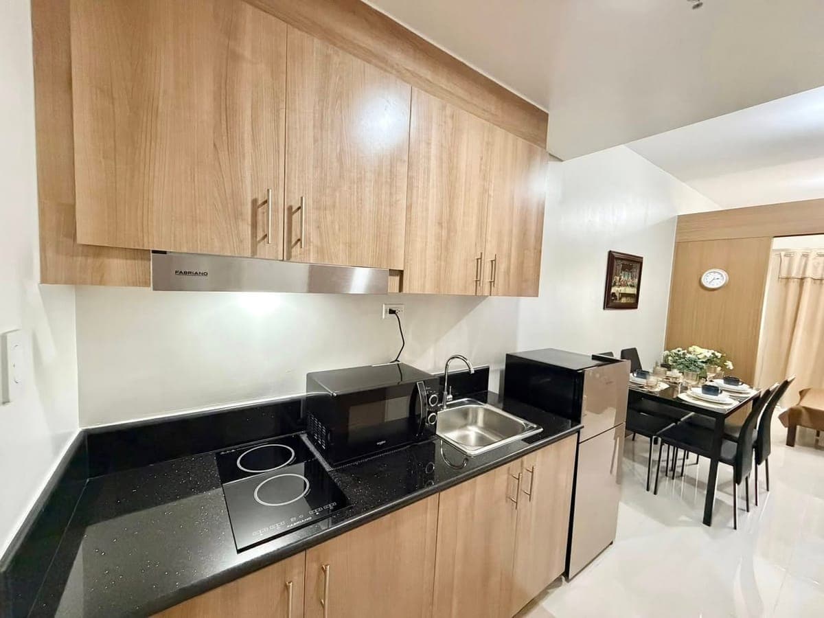 FOR RENT - Red Residences - photo 4