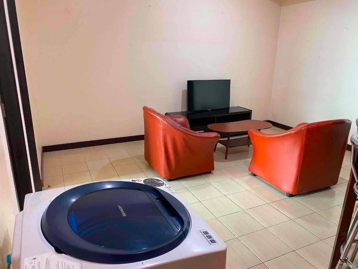 𝐅𝐎𝐑 𝐑𝐄𝐍𝐓 Two Bedrooms Condo At SAN LORENZO PLACE - photo 5