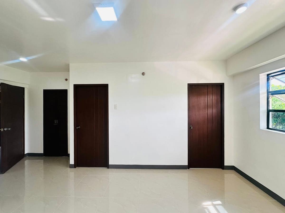 📣 FOR RENT: 2-Bedroom Condo Unit - photo 3
