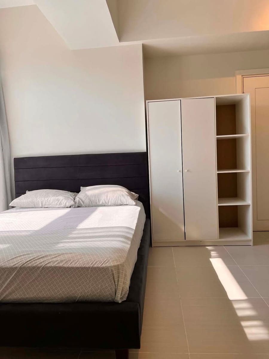 𝐁𝐈𝐆 𝐒𝐓𝐔𝐃𝐈𝐎 𝐂𝐎𝐍𝐃𝐎 𝐅𝐎𝐑 𝐑𝐄𝐍𝐓 at Twin Oaks Place East Tower! - photo 3