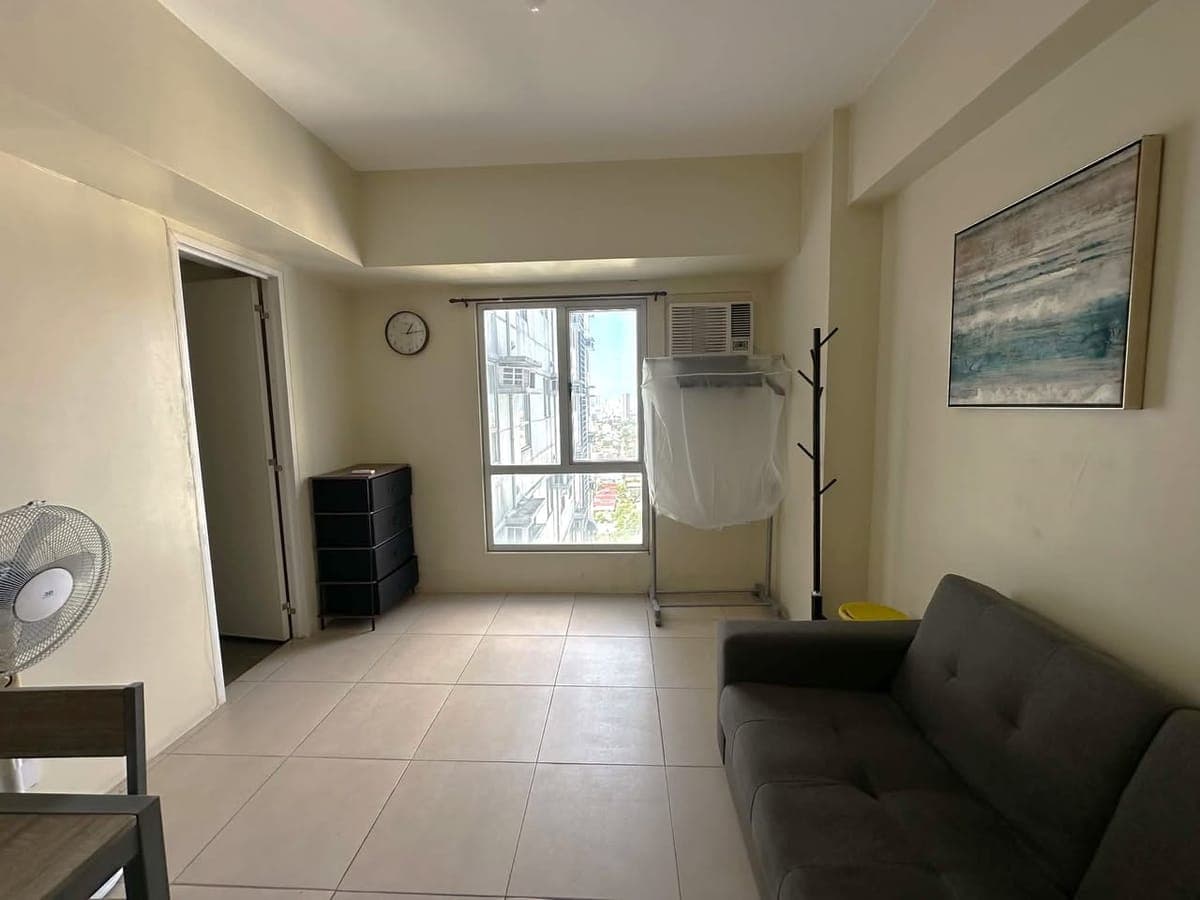Fully Furnished Studio Condo Unit For Rent - 28th Floor Tower 2 Avida Towers Vita - photo 2