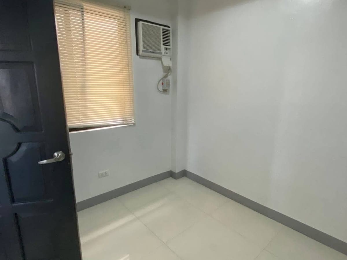 Modern and Cozy  House for Rent / For Sale! - photo 4