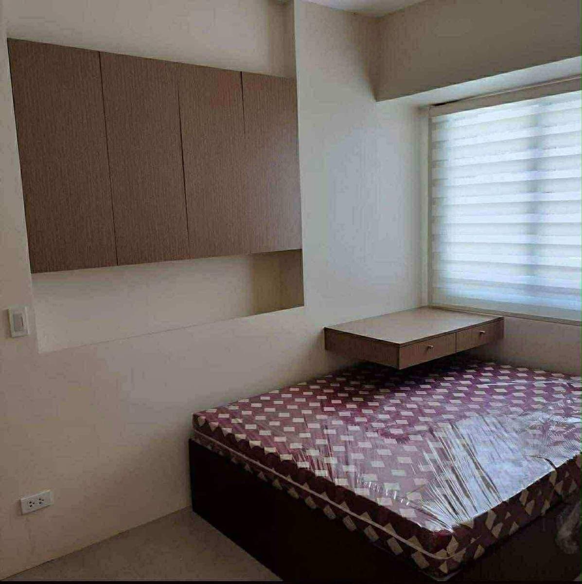 ‼️URGENT! Looking for 2 Condo-Sharing Female Roommates‼️ - photo 5