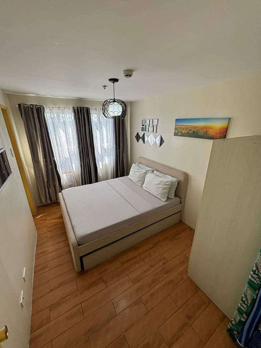 Two Bedroom- 2 Units Available for Rent! - photo 4