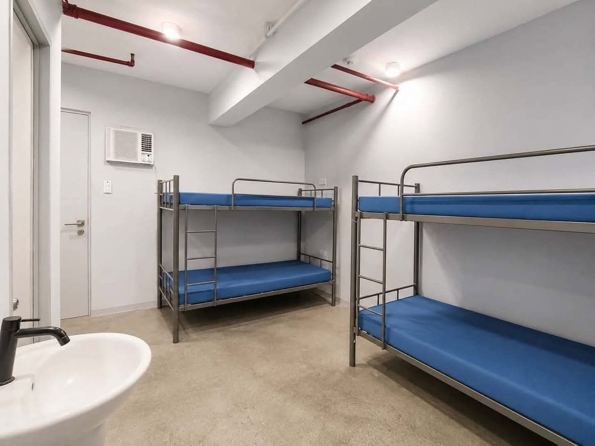 𝐒𝐄𝐌𝐈-𝐅𝐔𝐑𝐍𝐈𝐒𝐇𝐄𝐃 studio-type industrial-themed unit! With own shower, toilet and wash are... - photo 3