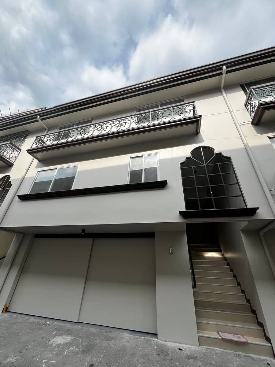 FOR RENT - photo 1