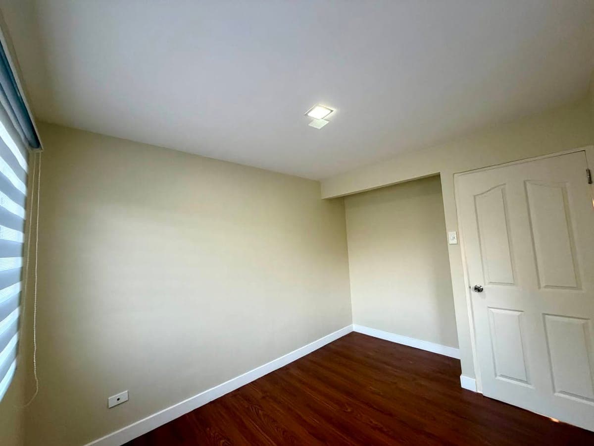 FOR RENT: Newly Renovated 2BR Condo in Zuri Residences – Taytay, Rizal - photo 3